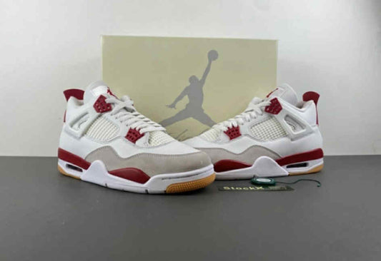 Nike SB x Air Jordan 4 Retro
