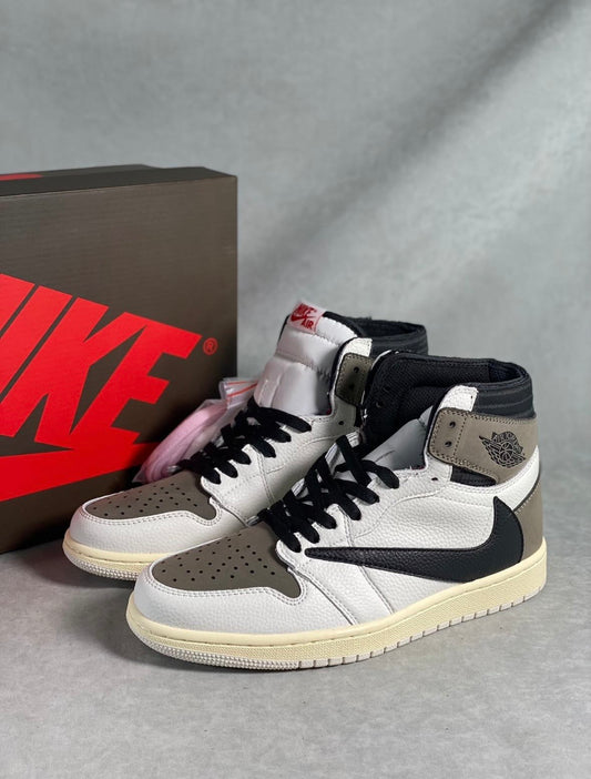 Travis Scott Jordan 1