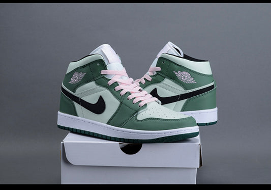 Air Jordan 1 Mid Dutch Green