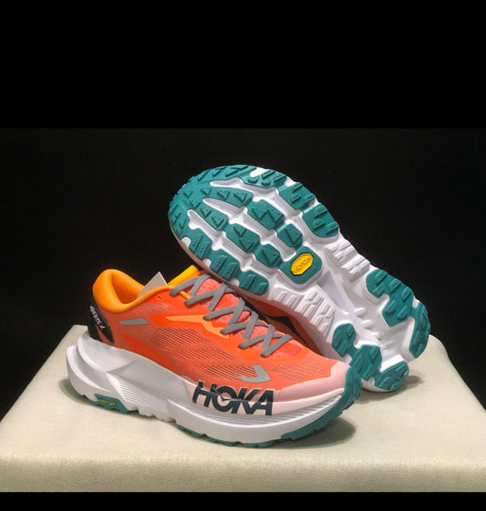 Hoka Mafate