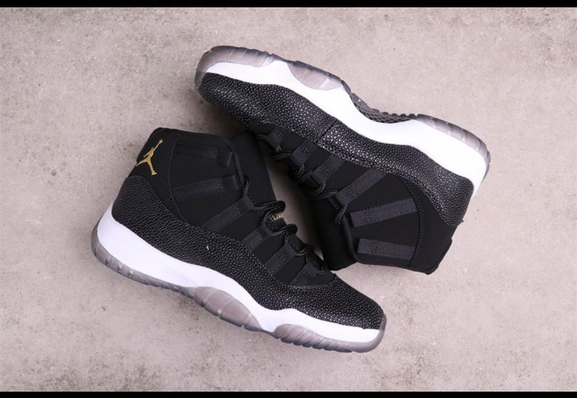 Jordan 11 Retro “Black Stingray”