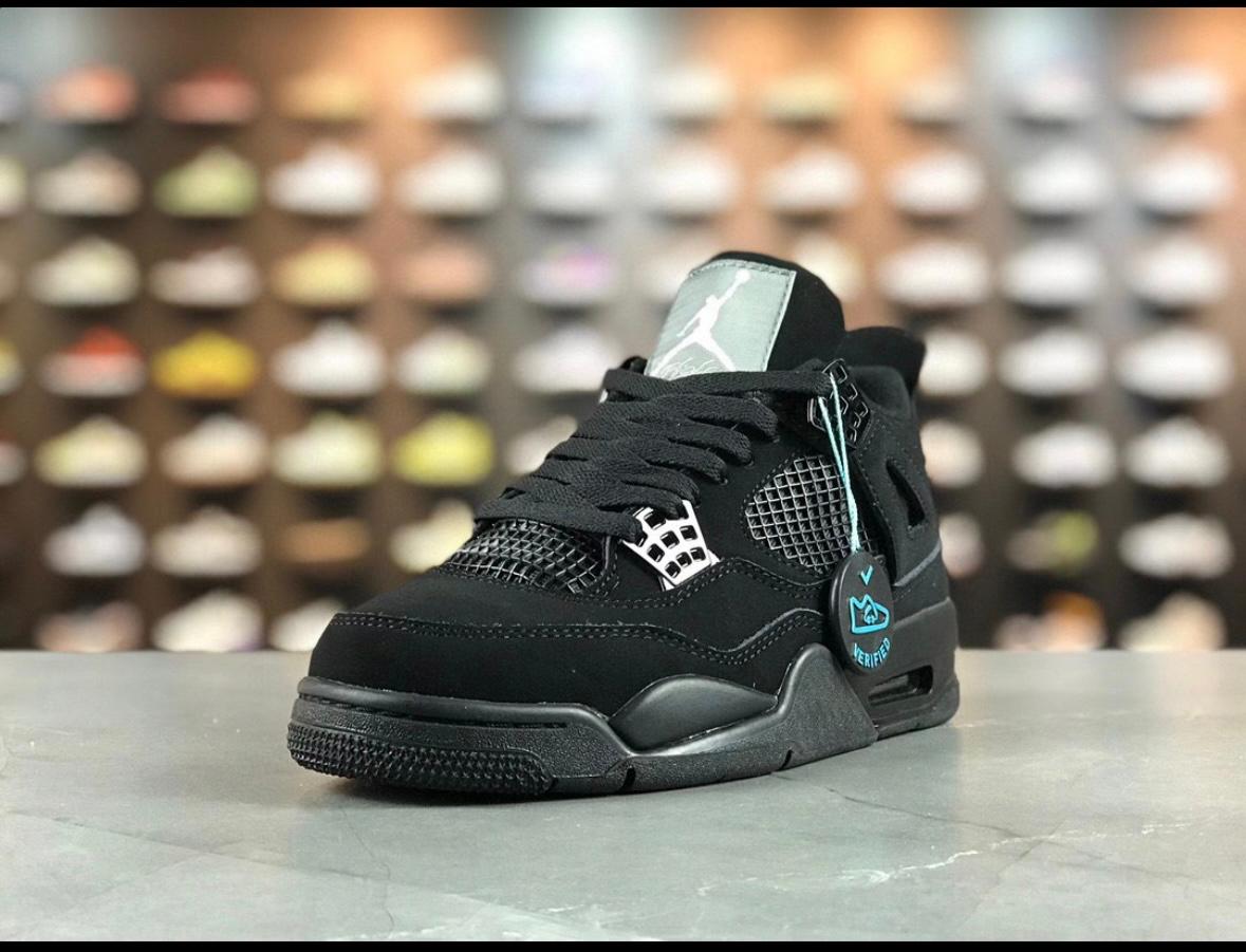 Jordan 4 Retro Black Cat